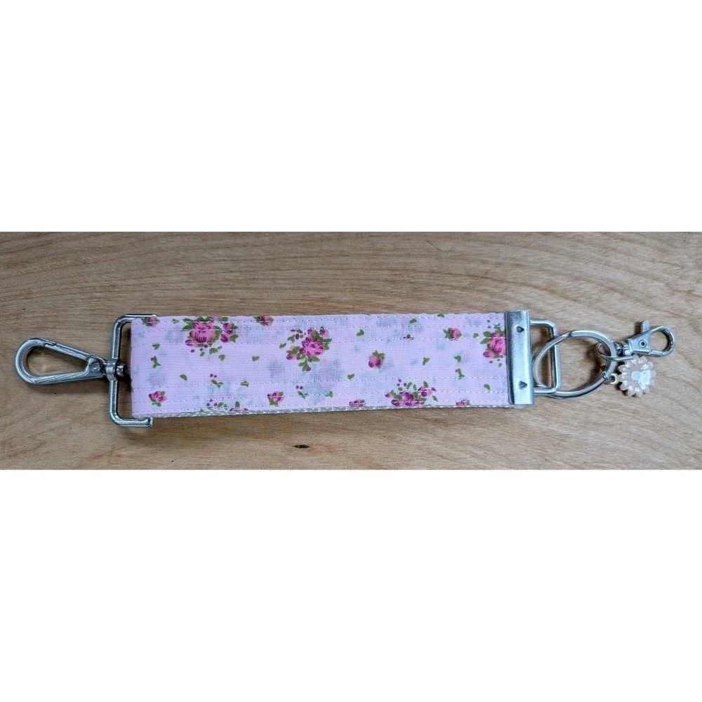 Embroidered MAKEUP Cosmetic Toiletries Pink Rose Floral + Matching Key Fob SET